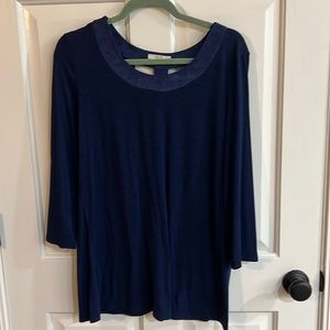 LE LIS, XL, Navy Blue, Great Condition, Top
